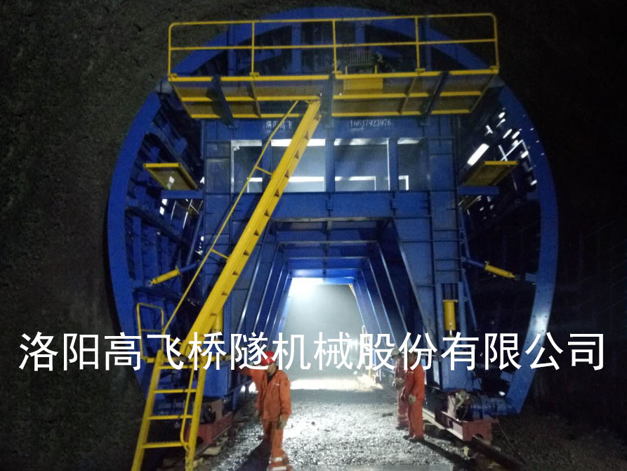 隧道二次襯砌與初襯的區(qū)別是什么？