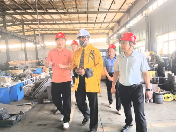 跨國(guó)界，筑橋梁丨熱烈歡迎非洲客戶到高飛股份參觀考察